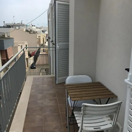 13 Apartment